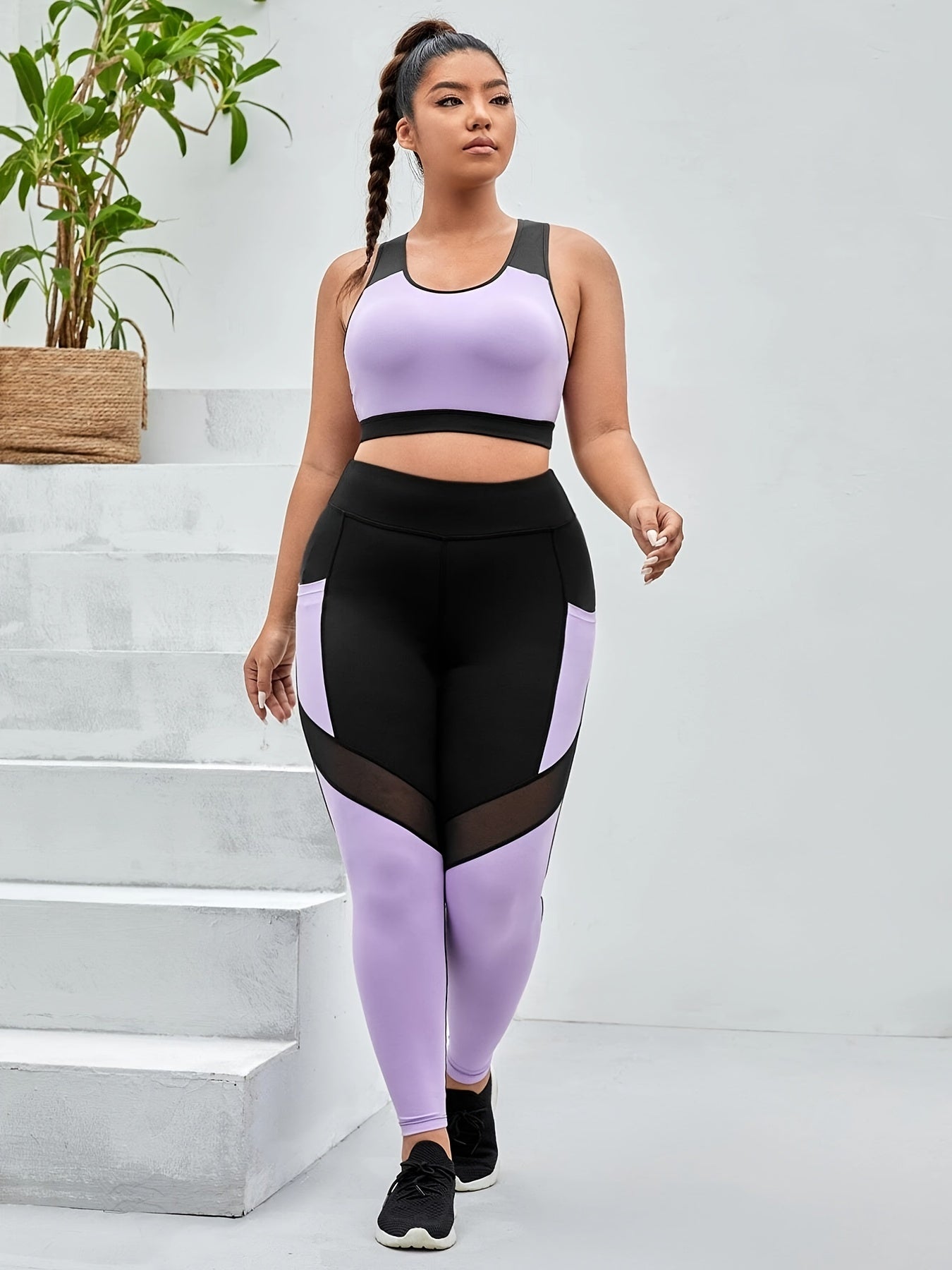 Colorblock Cut Out Crop Tank & Mesh Yoga Leggings Set