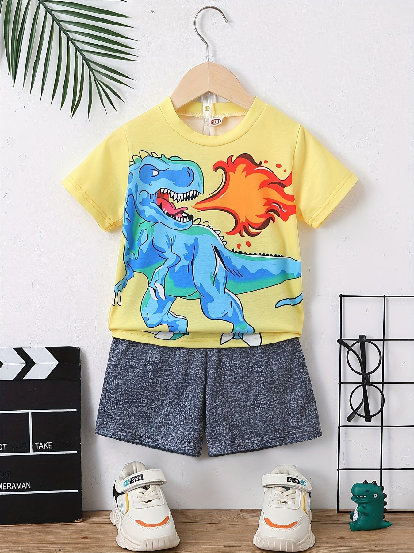 Boys Dinosaur Graphic Outfit Short Sleeve T-shirt & Shorts Set for Summer Kids