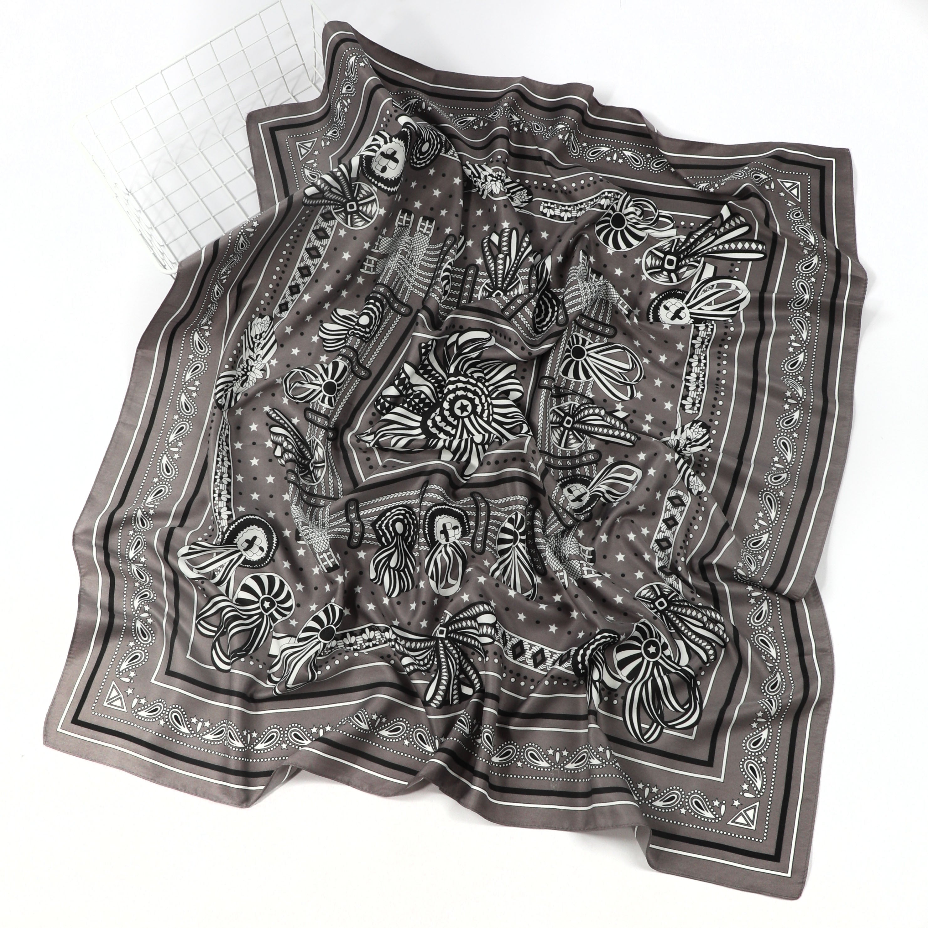 Vintage Chain Print Square Scarf Silk Bandana Satin Shawl Classic Head Wraps