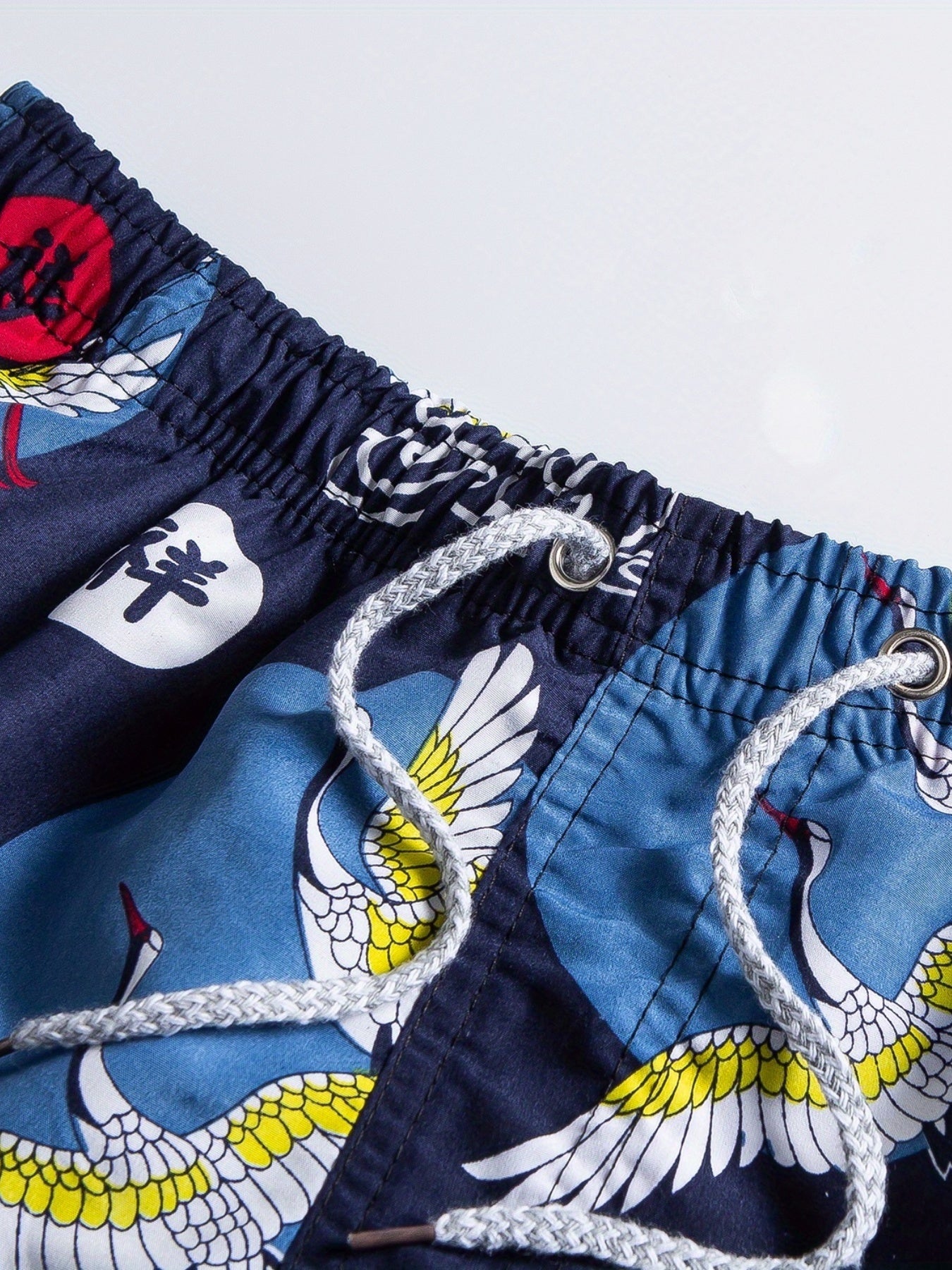 Cloud & Crane Pattern Quick Dry Beach Shorts Men's Waist Drawstring Shorts