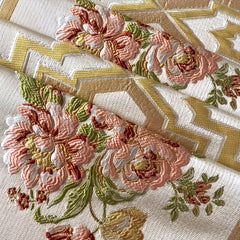 Embroidered Table Flag Square Polyester Flowers Table Runners
