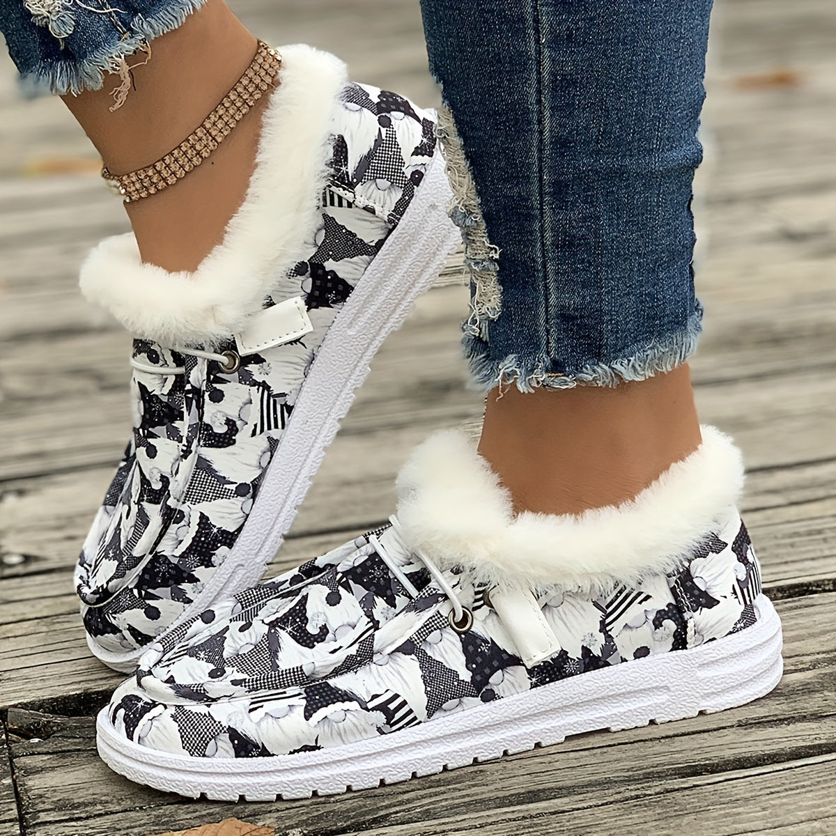 Women's Christmas Snow Boots Plush Comfort Flats