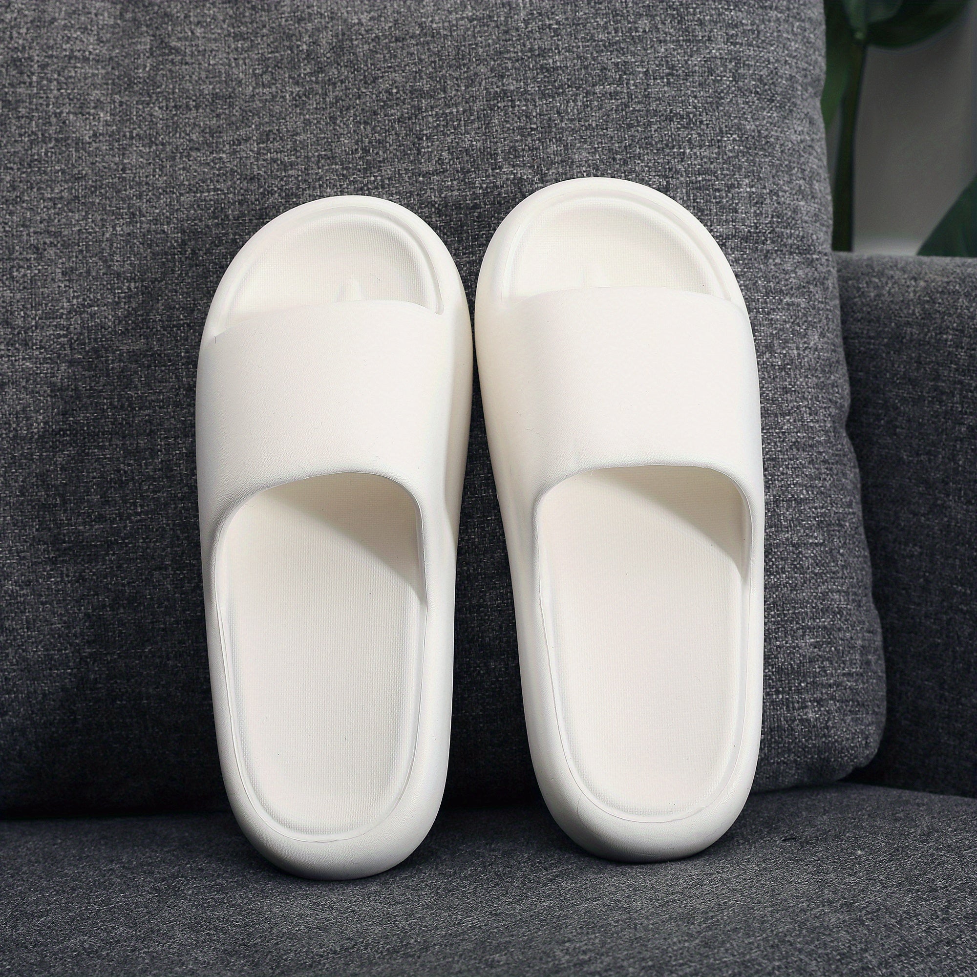 Men's Casual Slip On Platform Slides Unisex Open Toe Anti skid Slippers