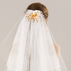 Tulle Bride's Veil with Golden Floral Hair Comb