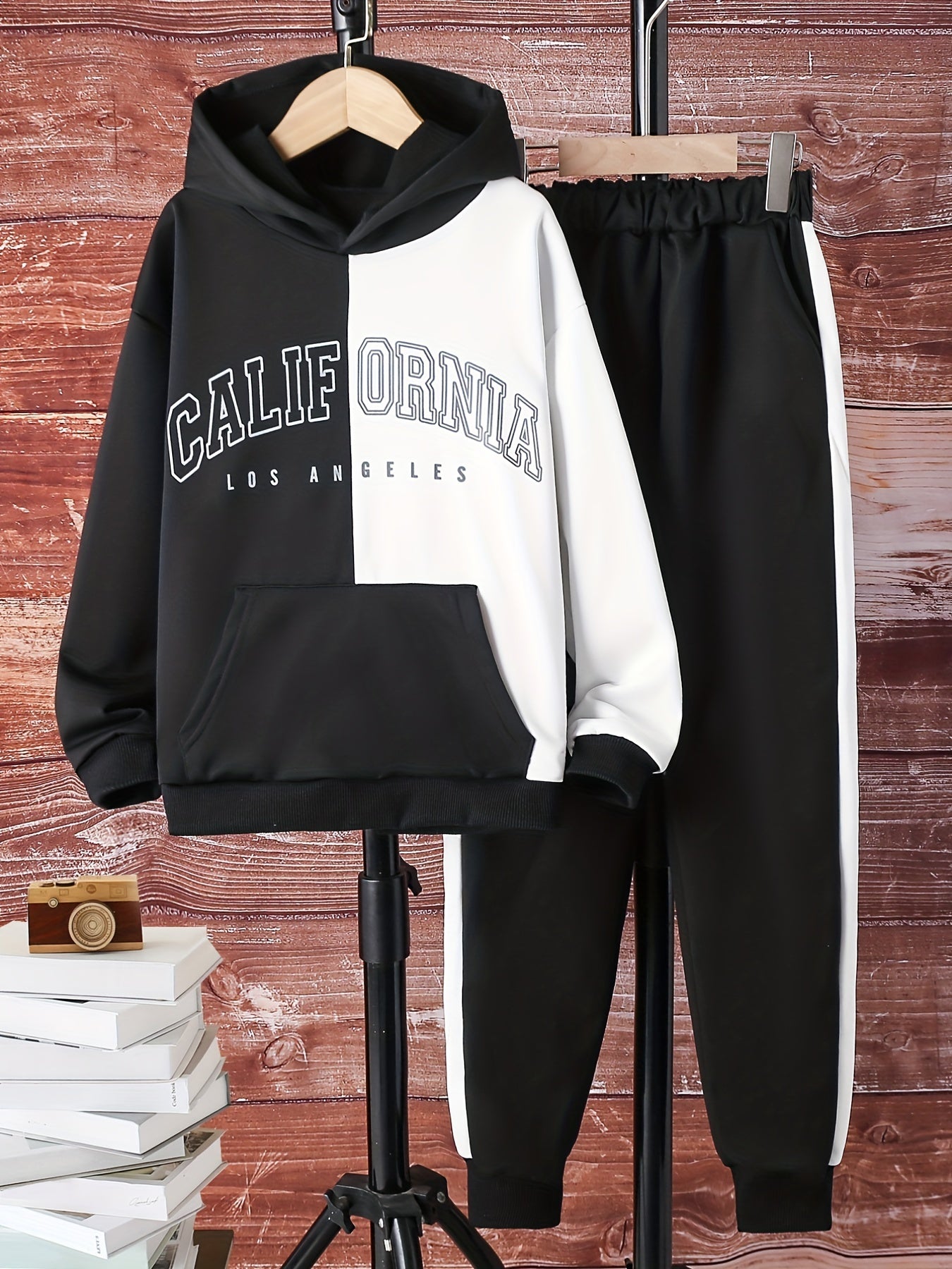 Boy's Clash 2pcs Hoodie & Sweatpants Set CALIFORNjsonIA Print