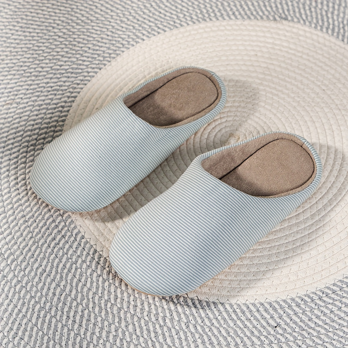 Soft Plush Cozy House Slippers Anti-skid Slip-on Shoes for Men