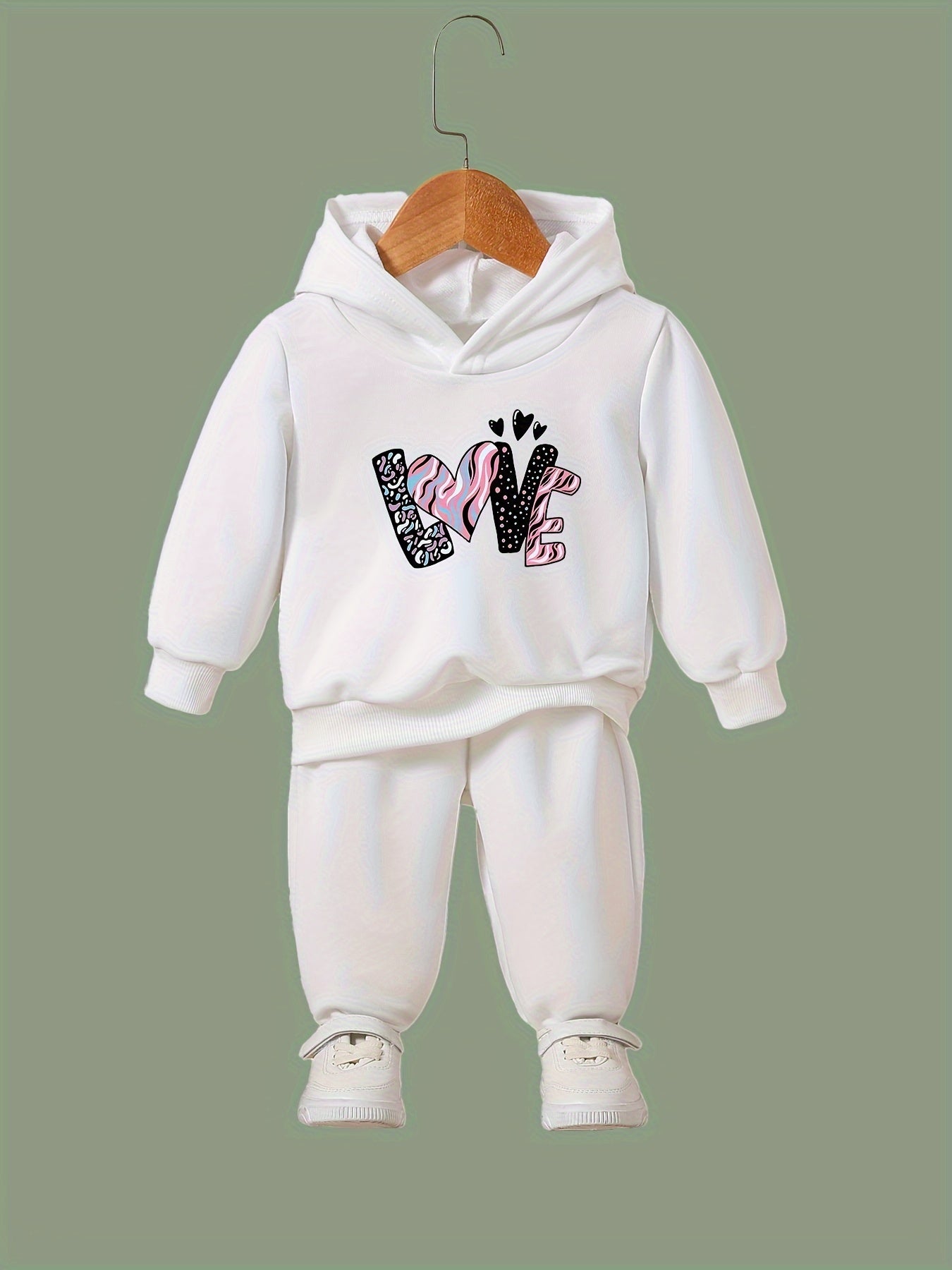Love Letter Pattern 2pcs Kids Activewear Sets - Comfy Outfits for Sports