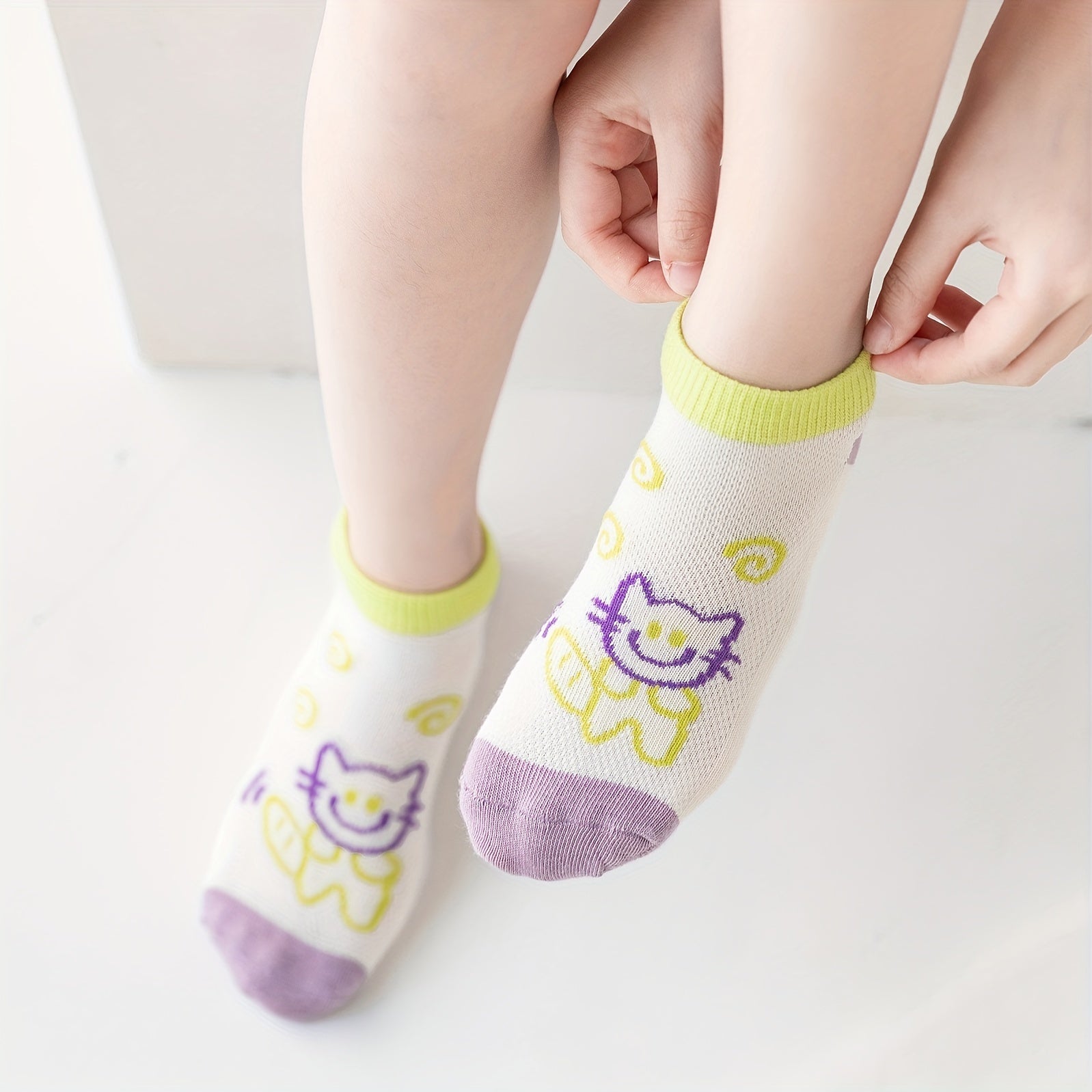 Girls Casual Cartoon Ankle Socks - Comfortable Breathable Cotton Socks