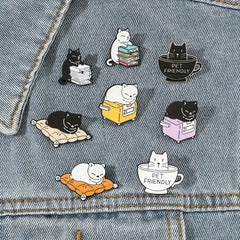 Cute Cat Brooch Pin for Clothes and Bags - DIY Decoration and Gift