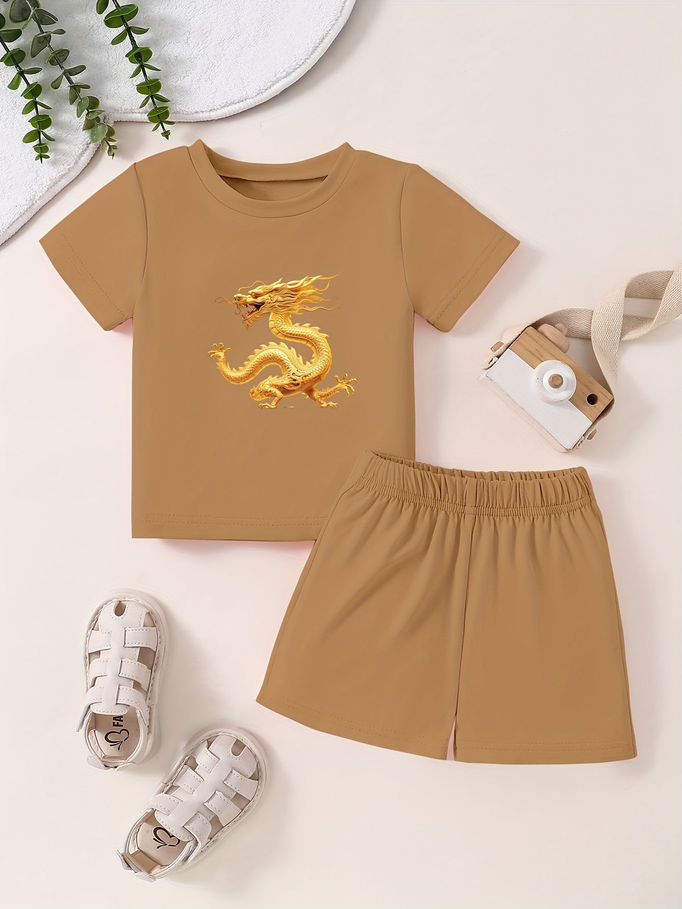 Short Sleeve Dragon Pattern T-shirt & Shorts Set