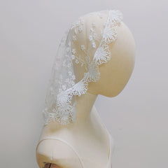 JOANSHRINE Lace Trim Round Head Scarf Bridal Veil Vintage Style