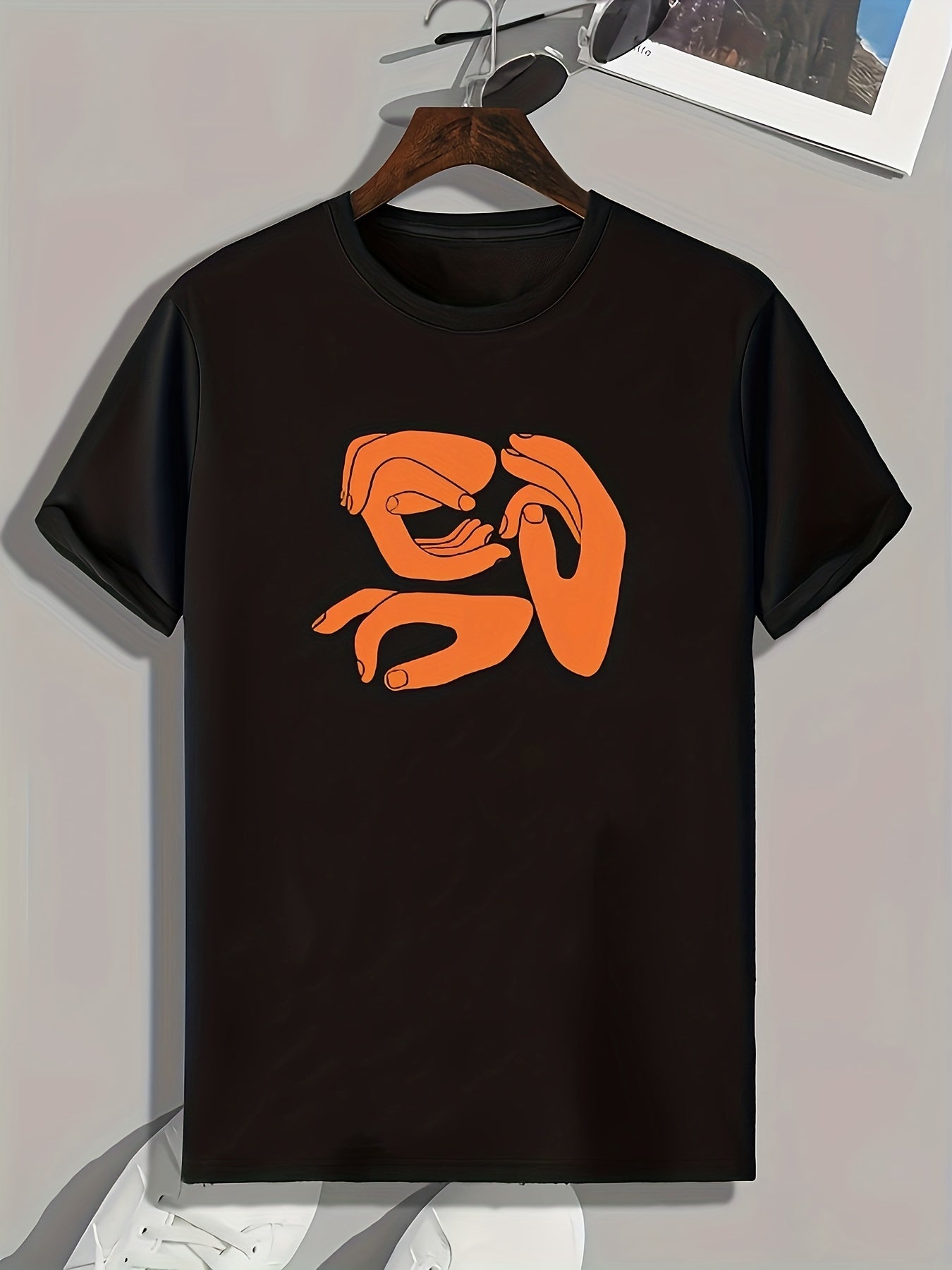 Hands Pattern Print Men's Sports T-shirt for Fitness Activities