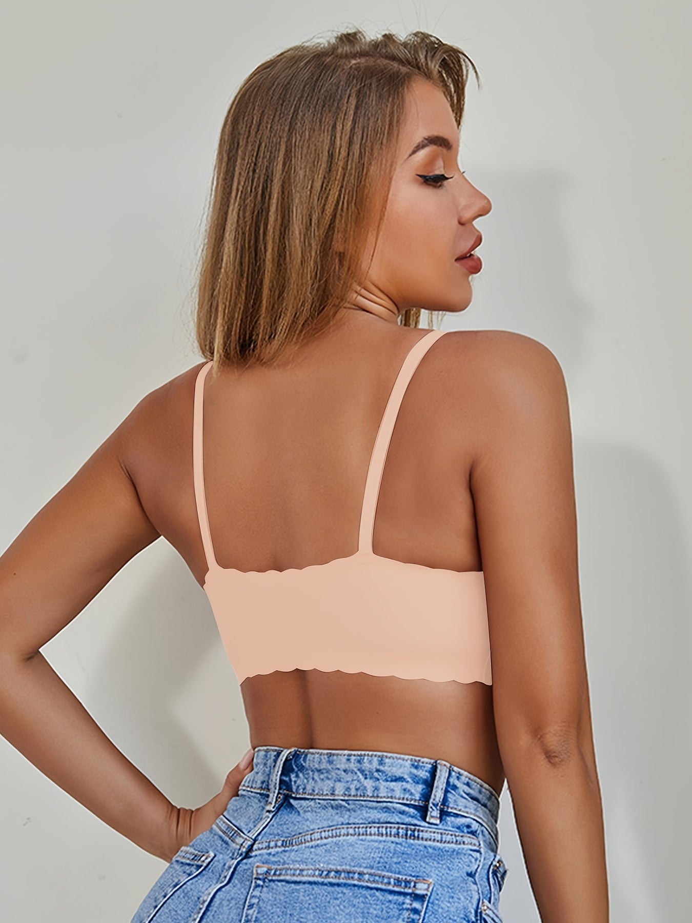 Soft Wireless Bra with Scallop Trim