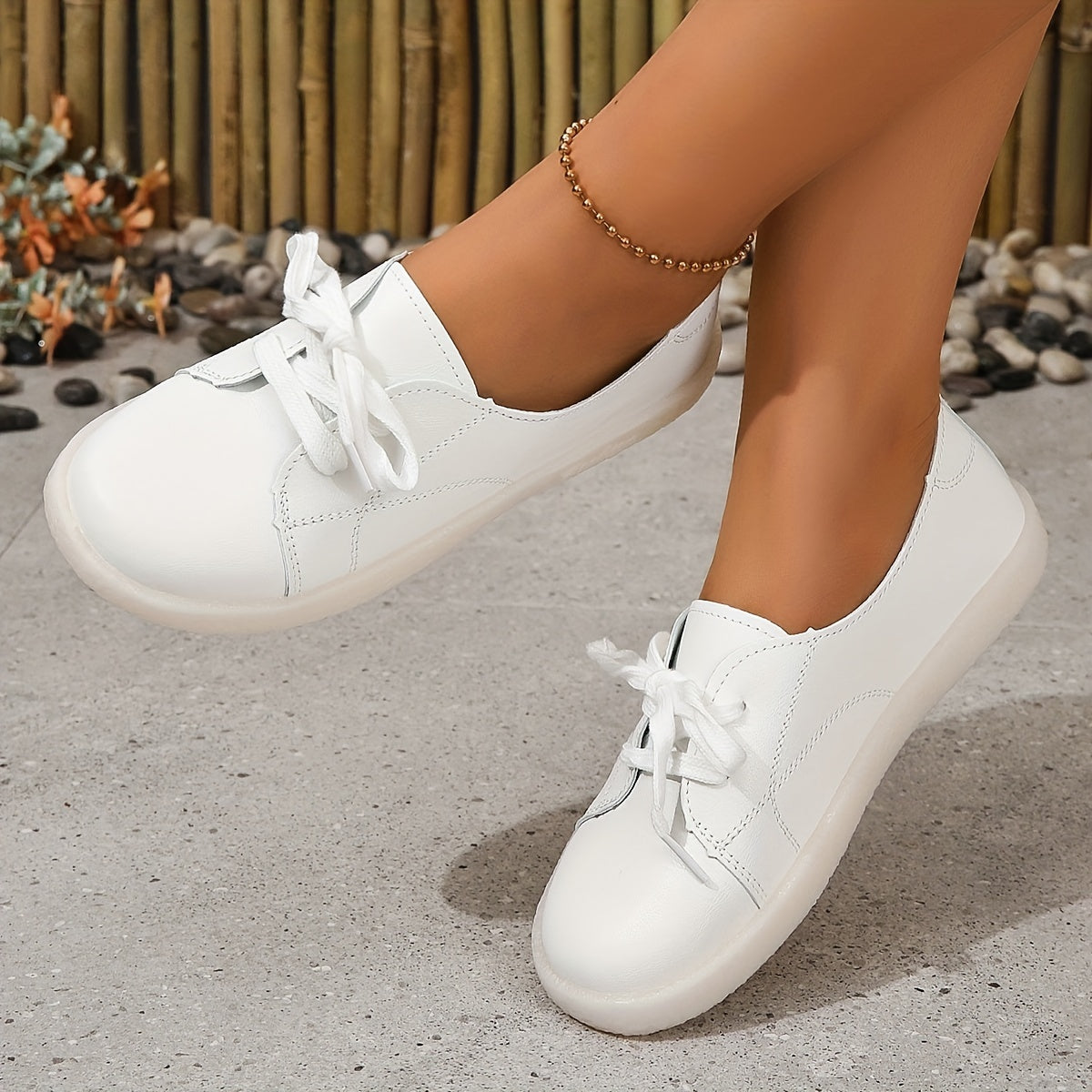 Women's Casual Low Top Sneakers Lace Up Flat Walking Shoes