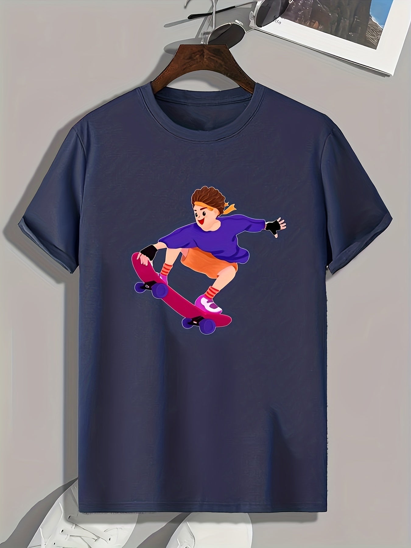 Skateboarding Print Men's Graphic T-shirt for Summer