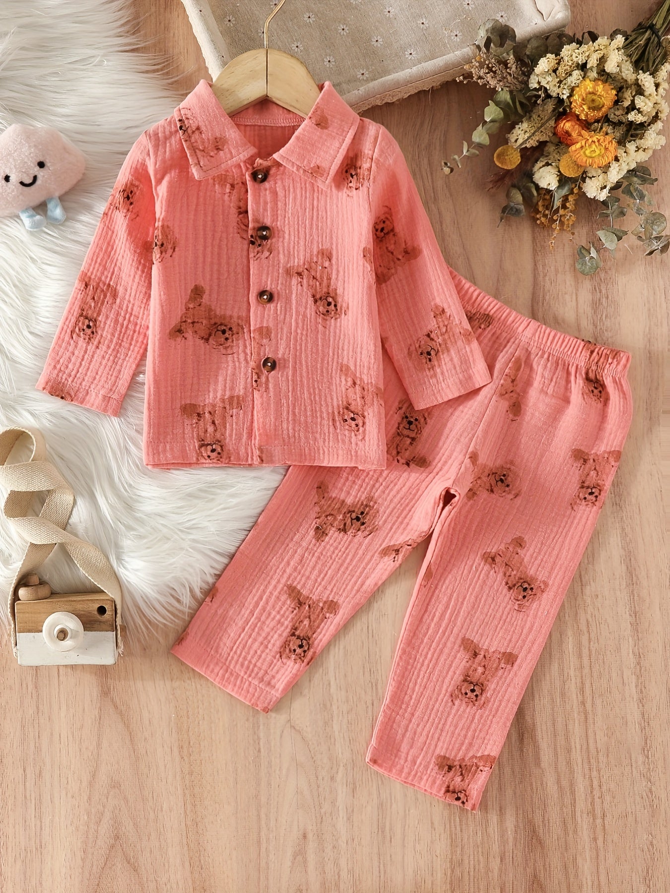 Baby's Cartoon Graphic Pajamas Set Long Sleeve Top & Pants Outfit