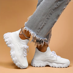 Women's Breathable Knit Sneakers Low Top Lace Up Shoes