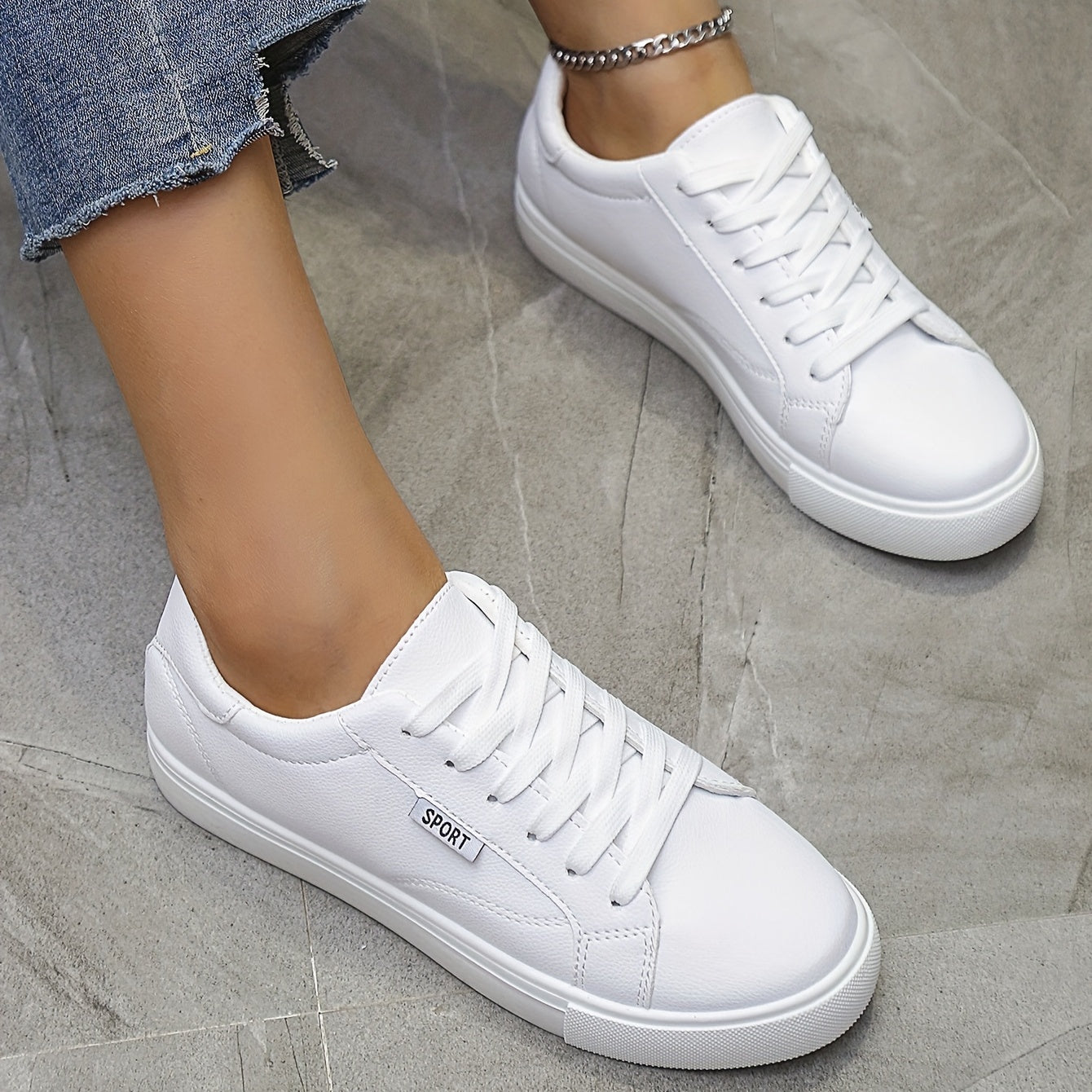 Women's Solid Skate Shoes Casual Lace Up Low Top Lightweight Faux Leather Shoes