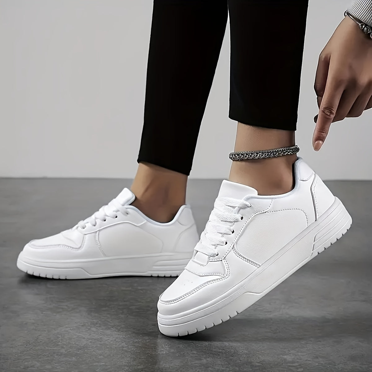 Women's Solid Casual Skate Shoes Lightweight Low Top Sport Shoes
