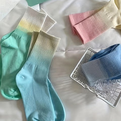 4 Pairs Ombre Crew Socks Soft & Comfy All match Socks Women's Stockings