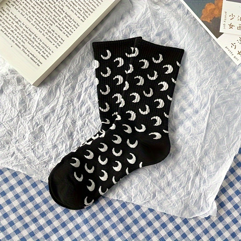 Letter & Bear Print Mid Tube Socks Womens Stockings