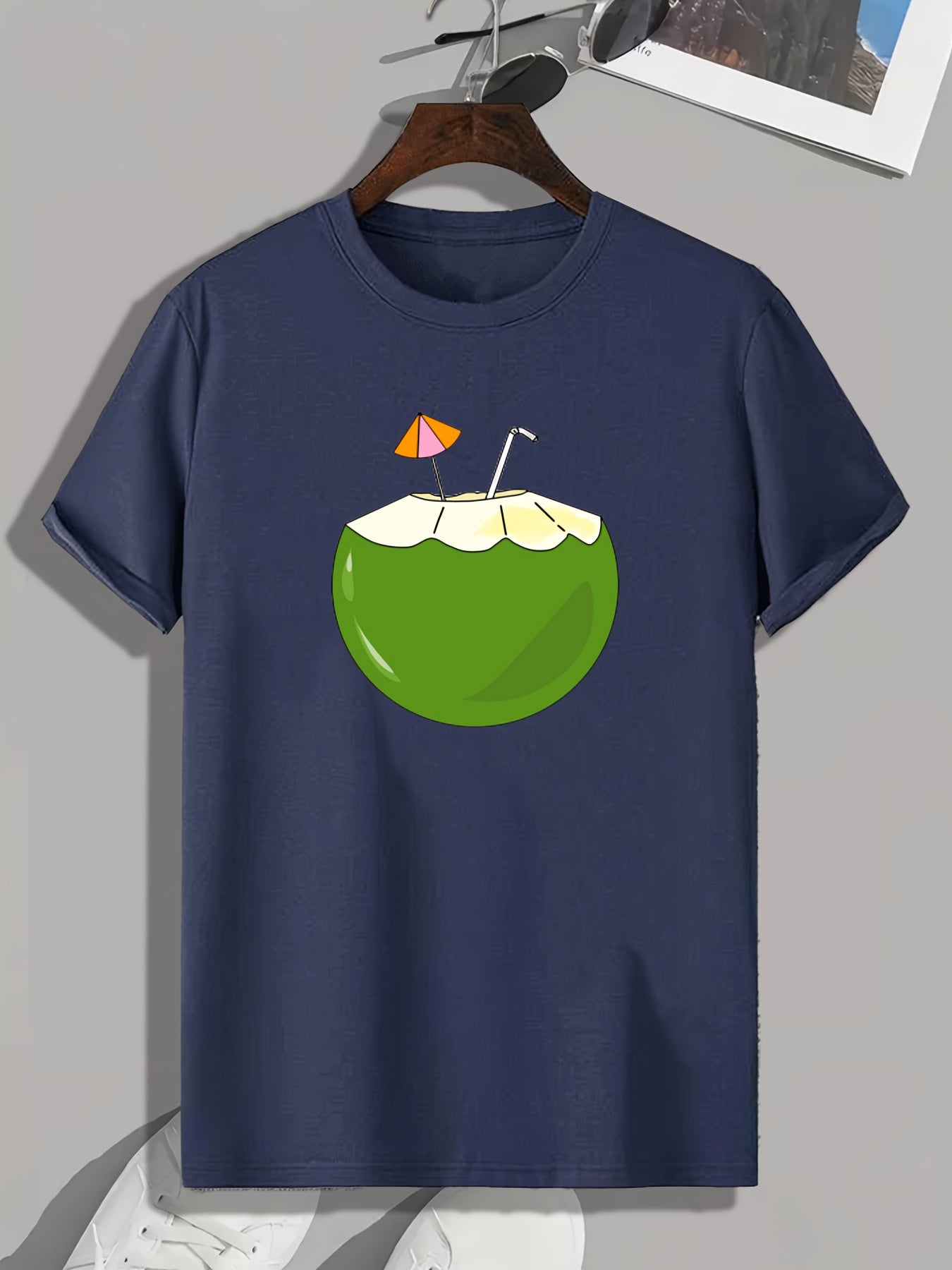 Coconut Juice Print Men's Graphic T-shirt for Summer