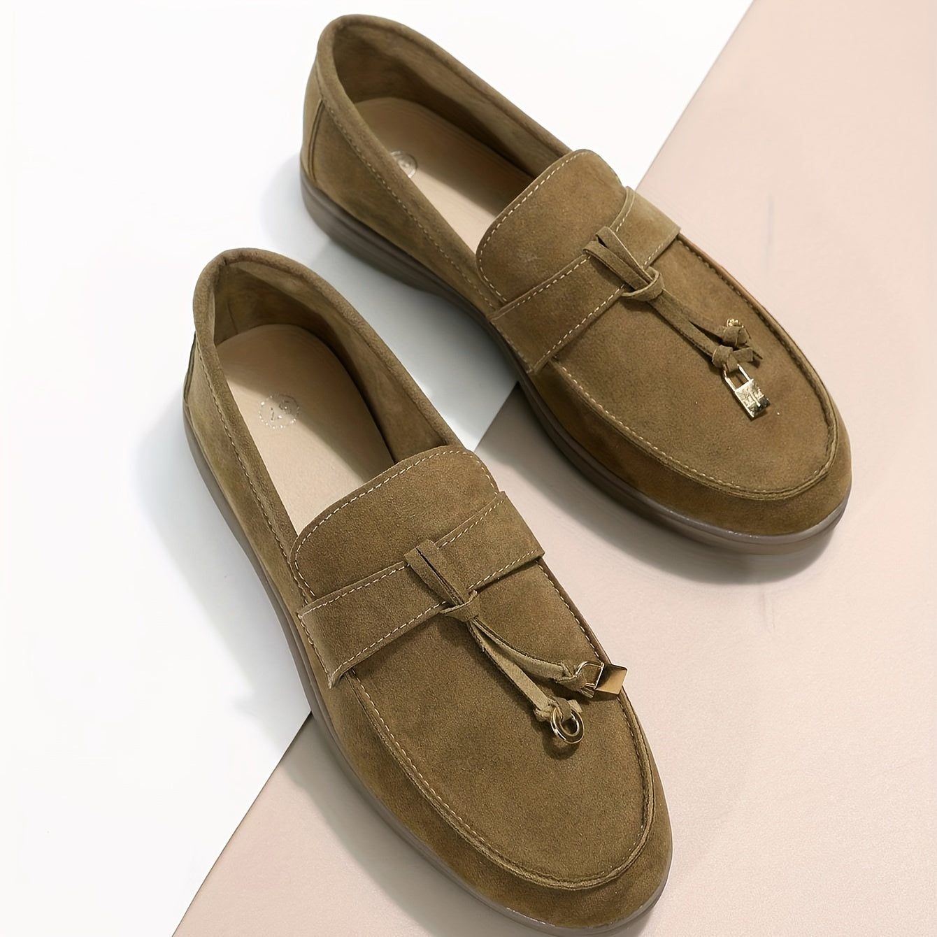 Women's Flat Suede Slip On Outdoor Shoes Solid Pendant