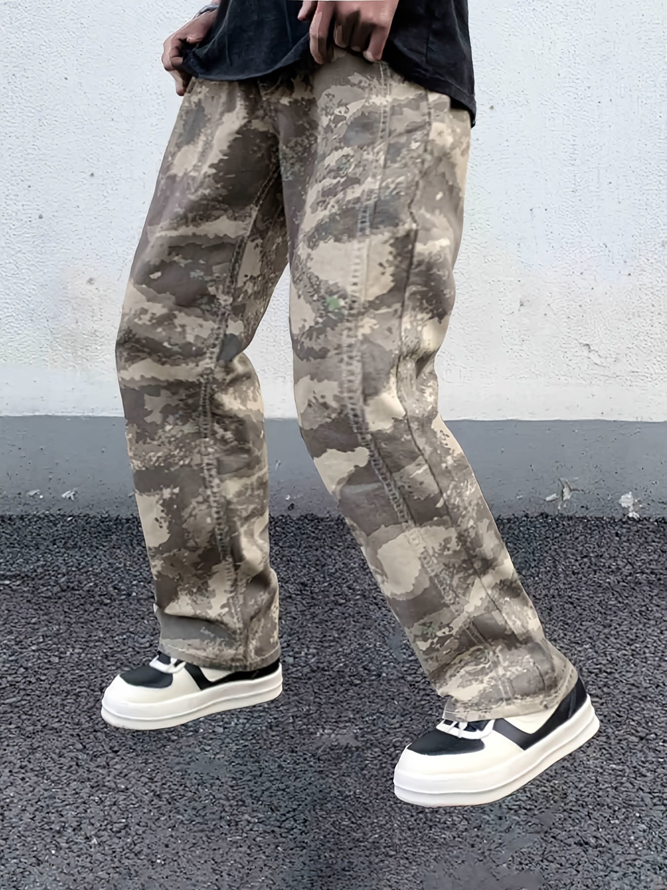 Men's Camo Pattern Jeans Loose Fit Street Style