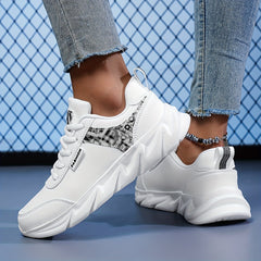 Women's Outdoor Skate Shoes Classic Thick Bottom Lace-up Sneakers