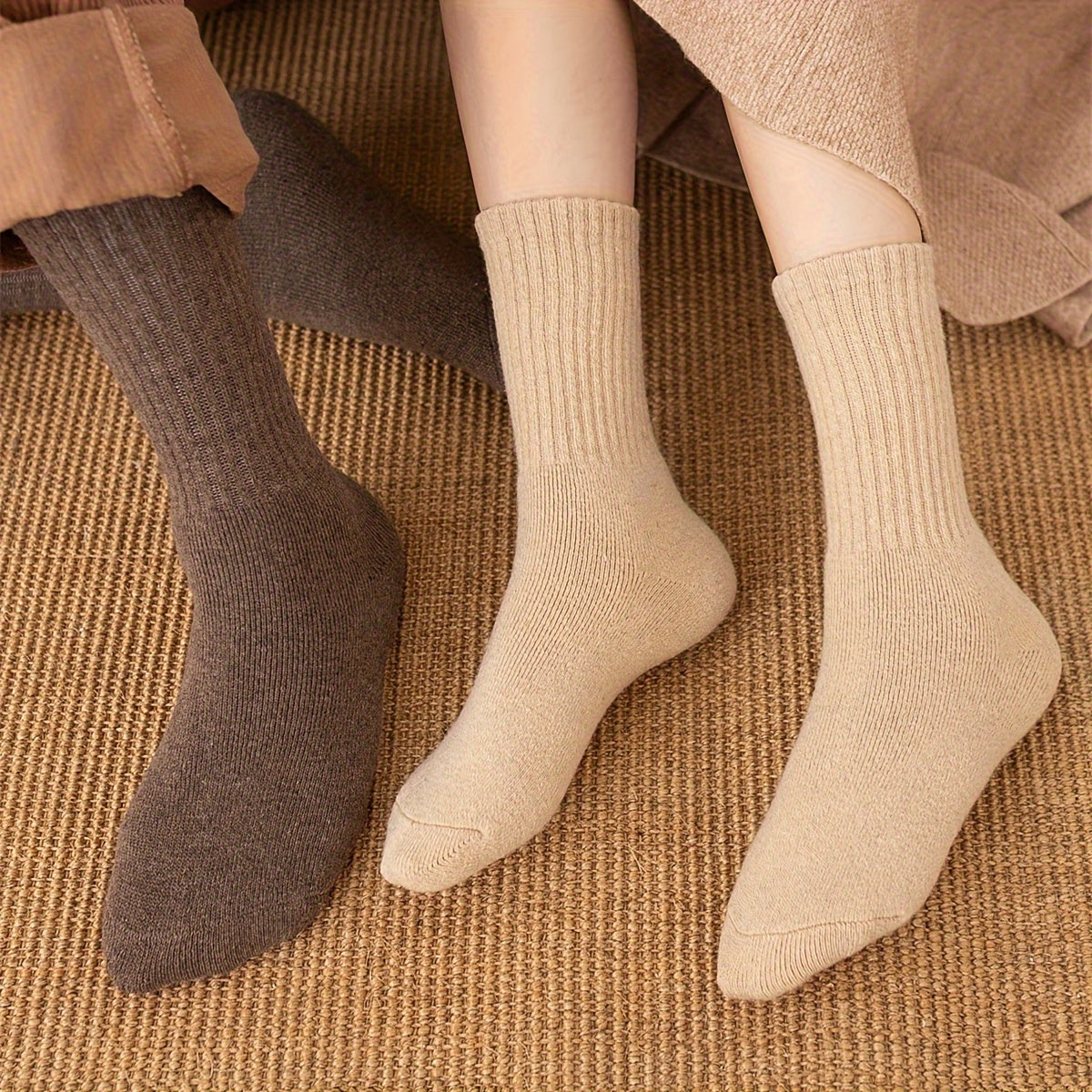 Comfy & Warm Mid Tube Socks Women's Stockings & Hosiery