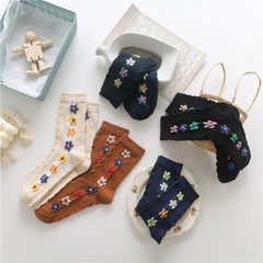 Women's Vertical Floral Socks - 5 Pairs
