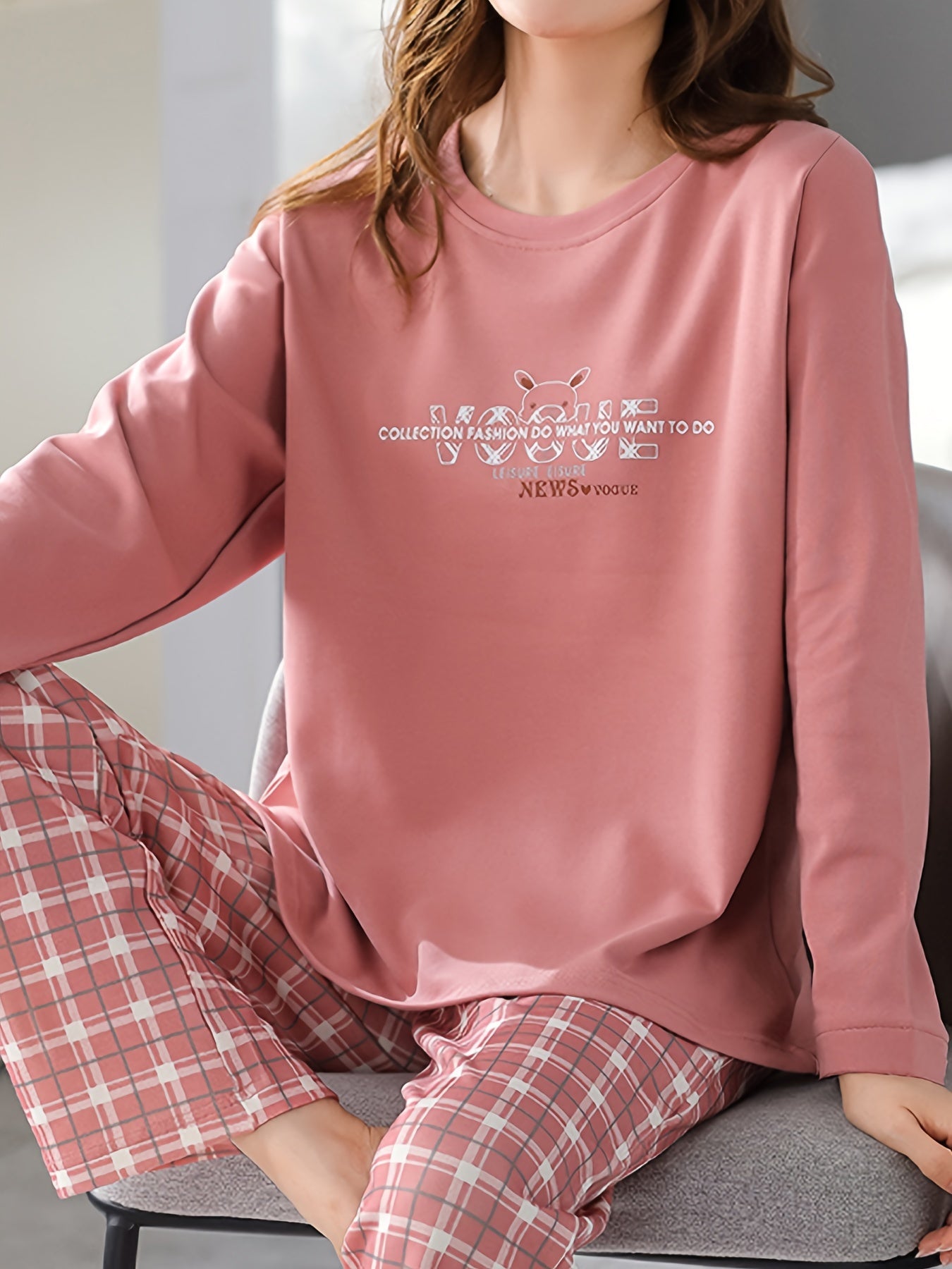 Letter Print Pajama Set Crew Neck Top & Plaid Pants Sleepwear
