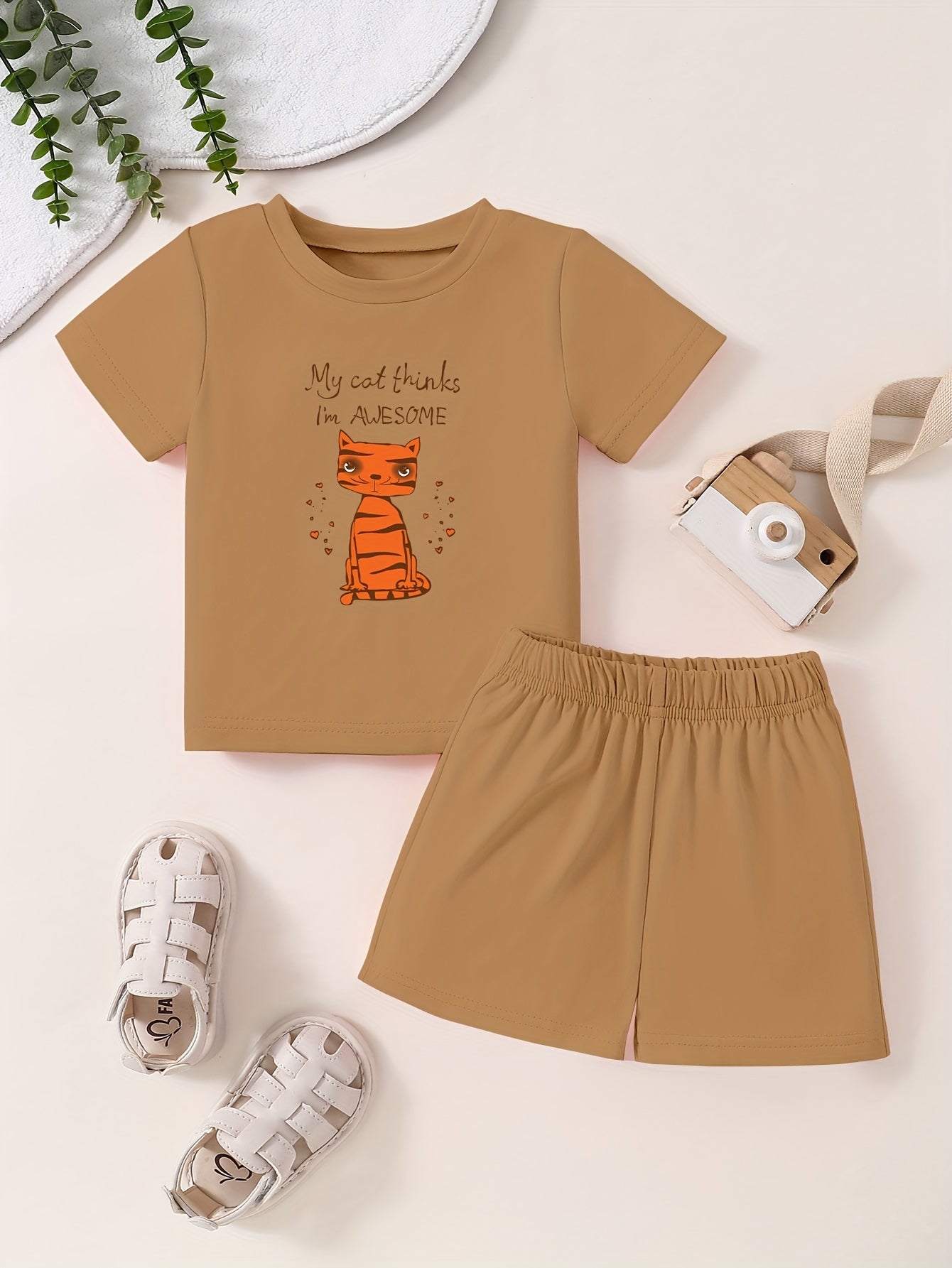Toddler Cartoon Pattern Short Sleeve T-shirt & Shorts Set