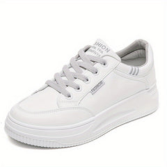 Women's Lace-Up Low Top Skate Shoes for Casual Wear