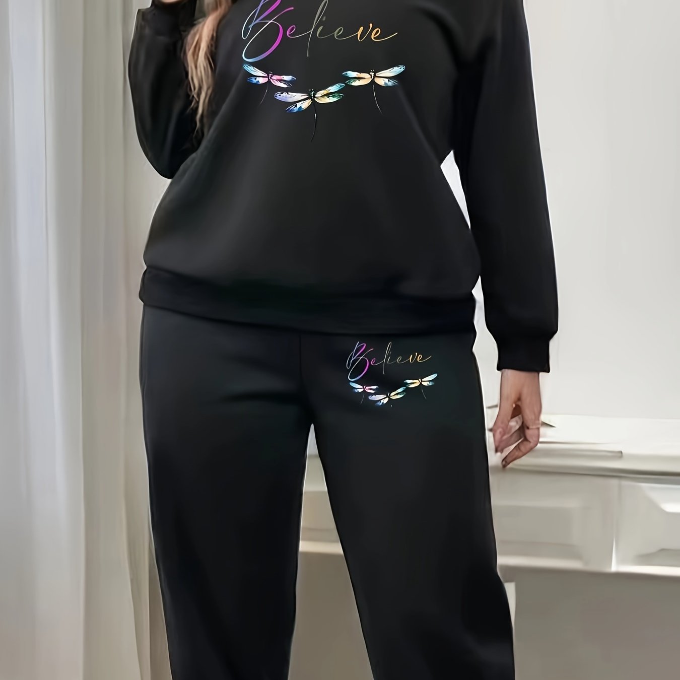 Women's Plus Dragonfly & Letter Print Fleece Pullover & Joggers Set