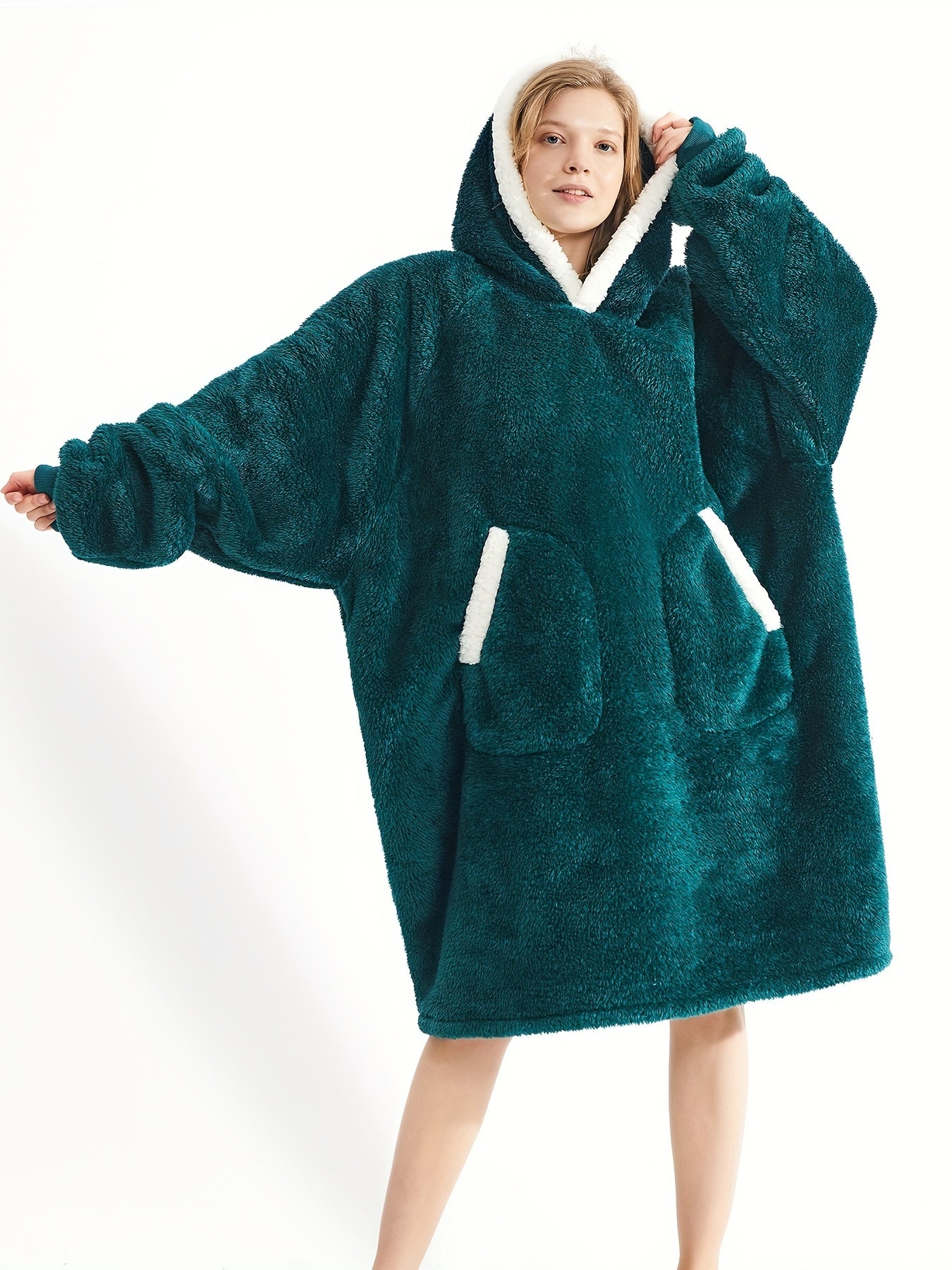 Women's Oversized Wearable Blanket with Pocket