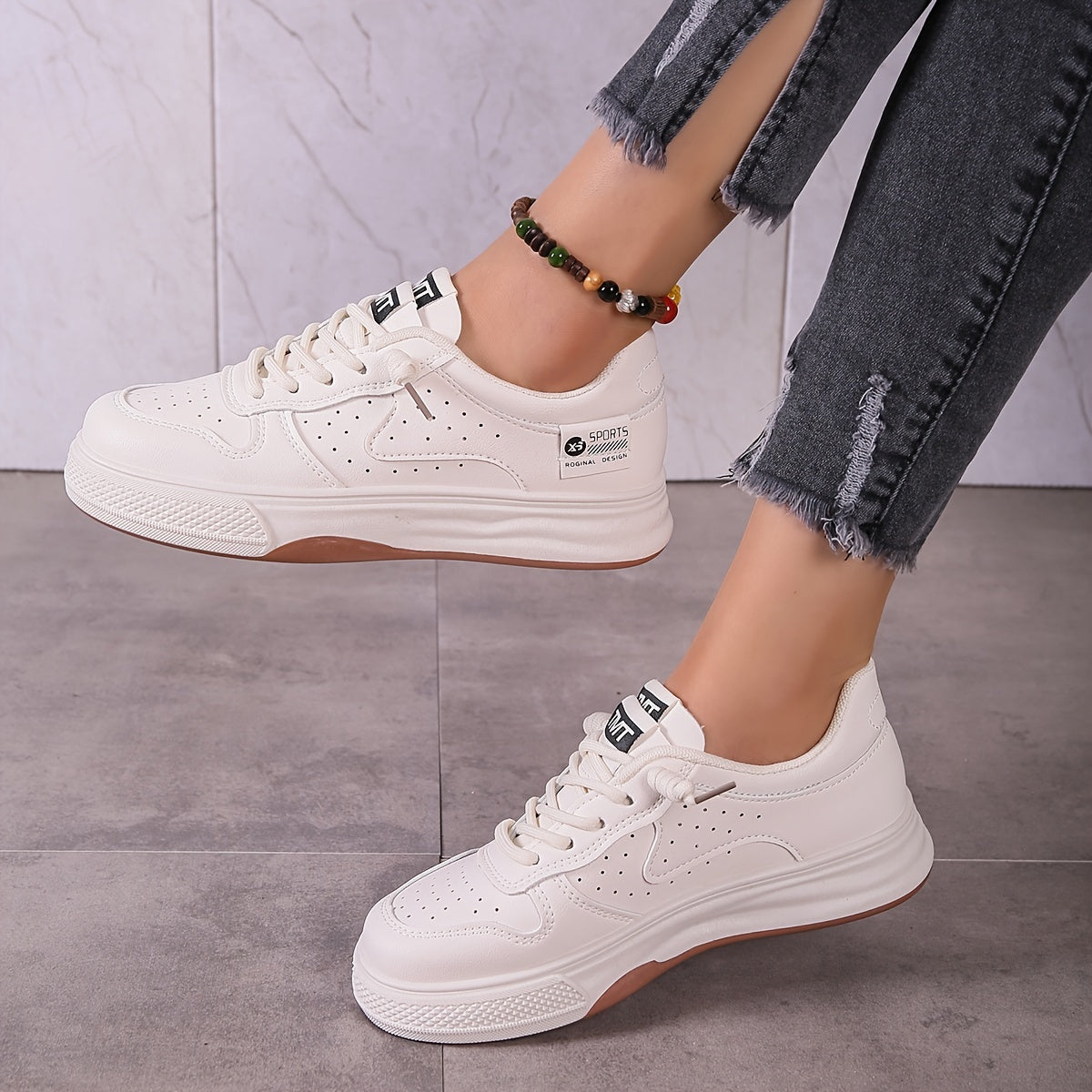 Women's Platform Skate Shoes Round Toe Lace Up Low Top Sneakers