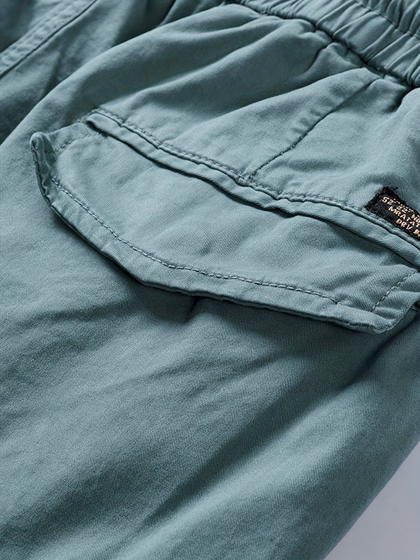 Men's Zip Pocket Outdoor Shorts for Summer Workouts