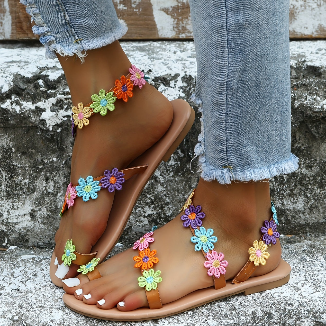 Women's Colorful Flower Flat Sandals Tribal Style Toe Loop Slip On Shoes