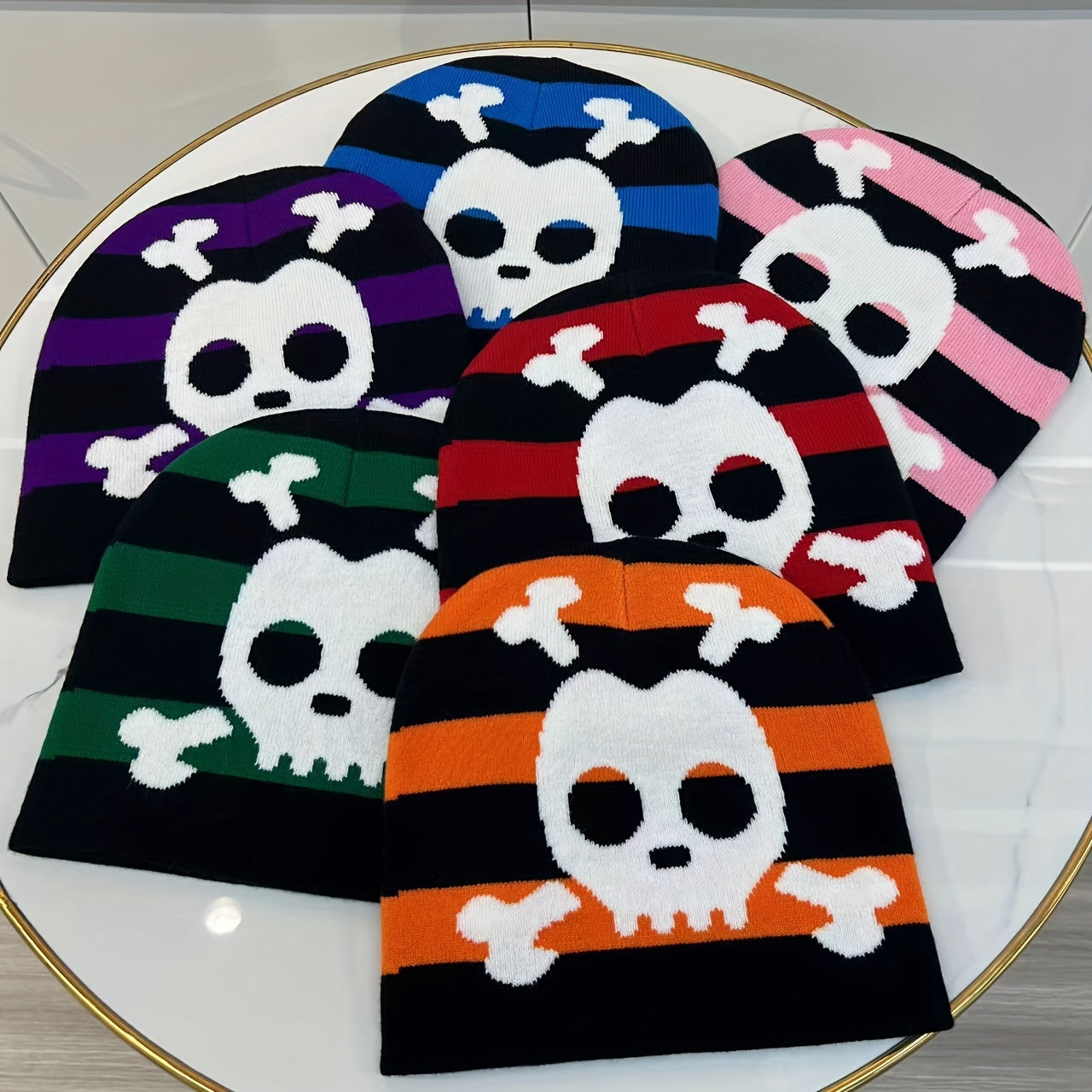 Fashionable Windproof Knit Beanie Hat With Skull Print