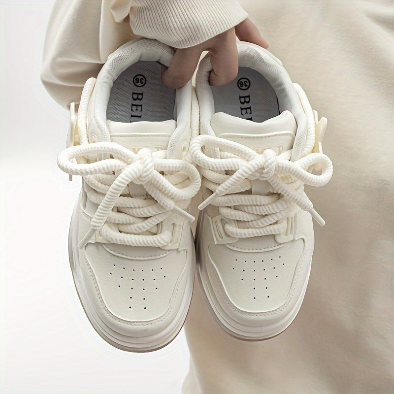 Women's Star Decor Platform Skate Shoes