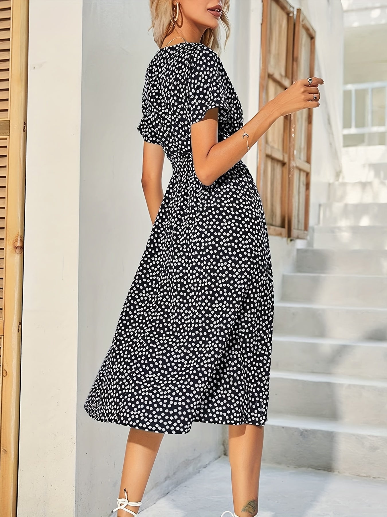 Floral Print Vacation Dress Short Sleeve V Neck Casual Dress