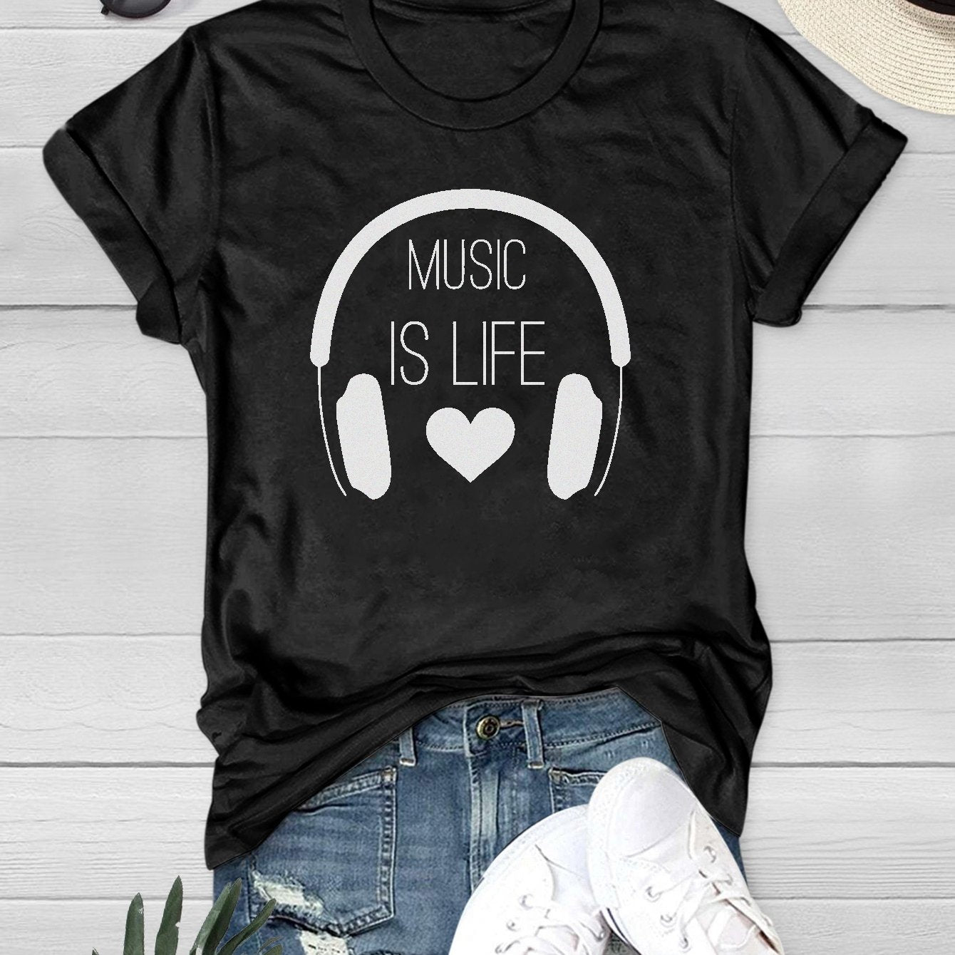 Music Earphone Graphic Women's T-shirt Short Sleeve Crew Neck Summer Sports Tee