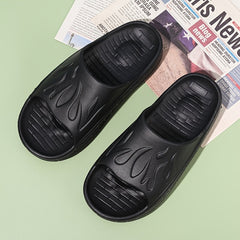 Men's Flame Pattern Cloud Slides Slippers Lightweight Non Slip Shoes