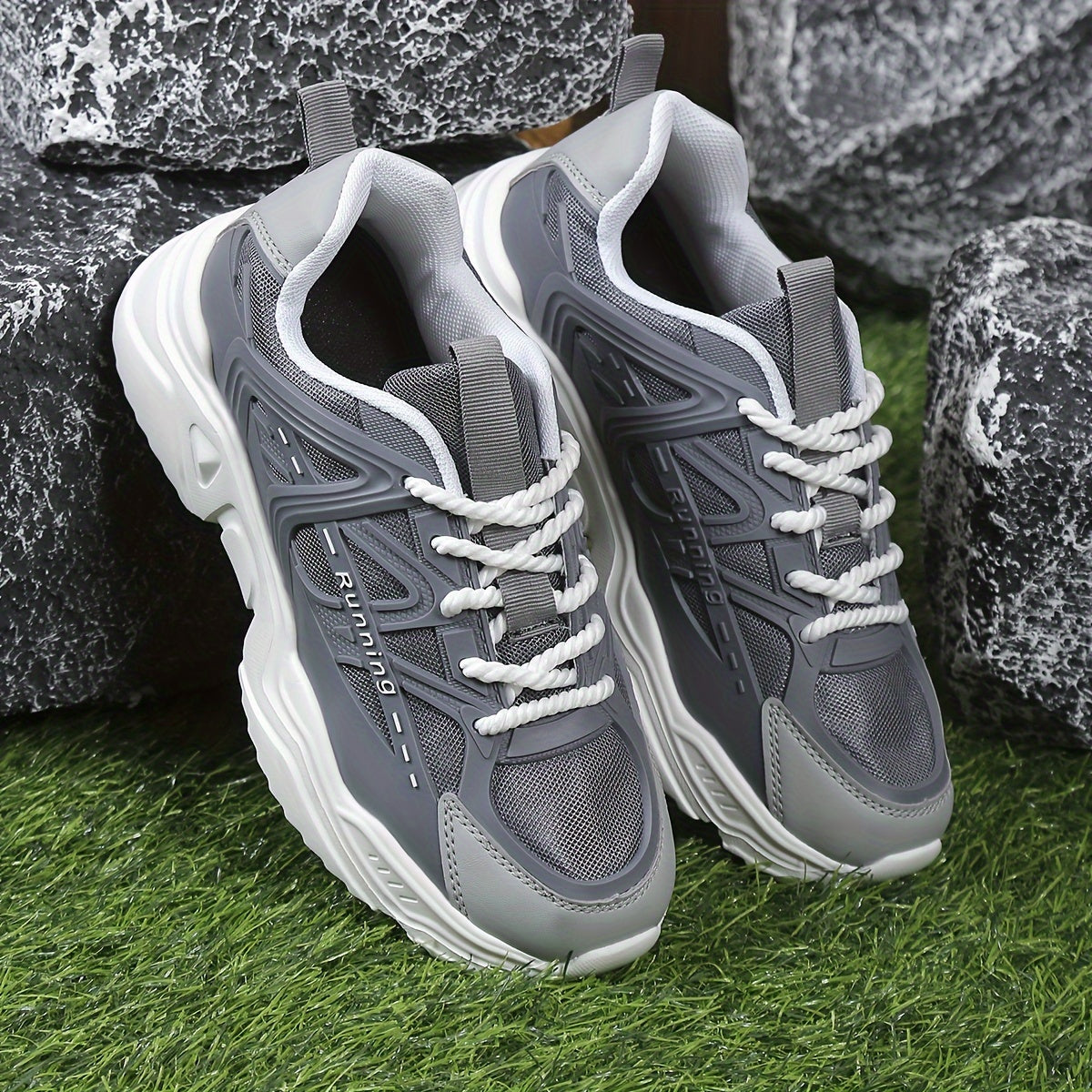 Women's Mesh Platform Sneakers Lace Up Outdoor Shoes