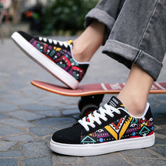 Men's Street Style Skate Shoes Comfy Non Slip Casual Lace Up Sneakers