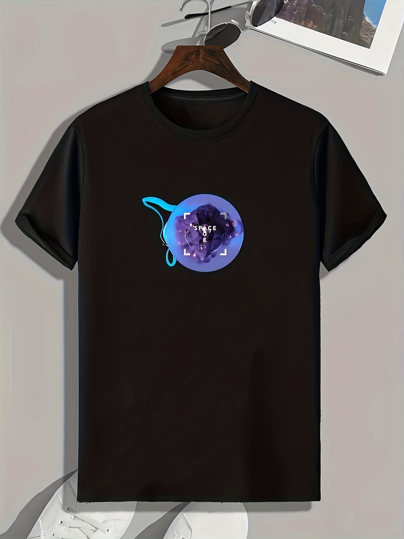 Space Age Print Men's Comfy T shirt Active Slightly Stretch Tee