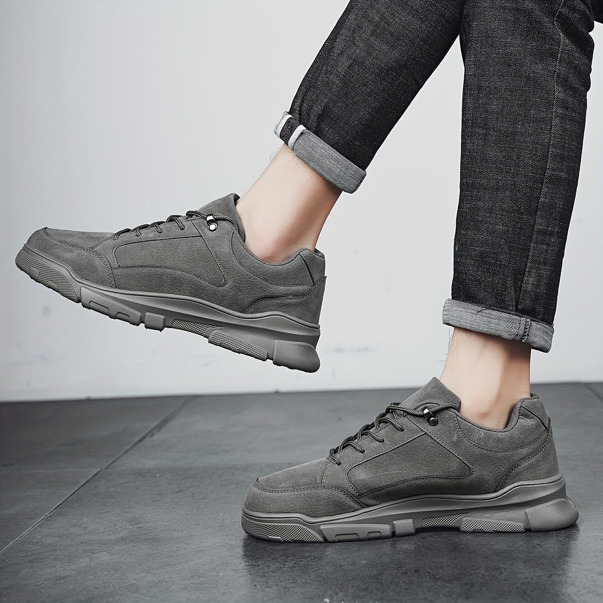 Men's Minimalist Sneaker, Wear Resistant & Non Slip for Youth
