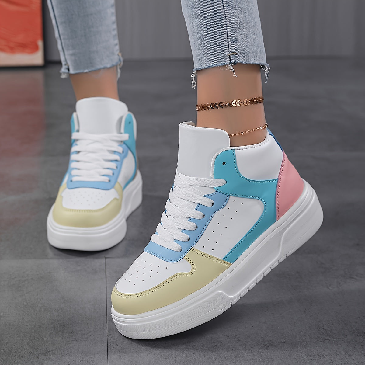 Women's Chunky Faux Leather Sneakers with Heighten Lightweight Design