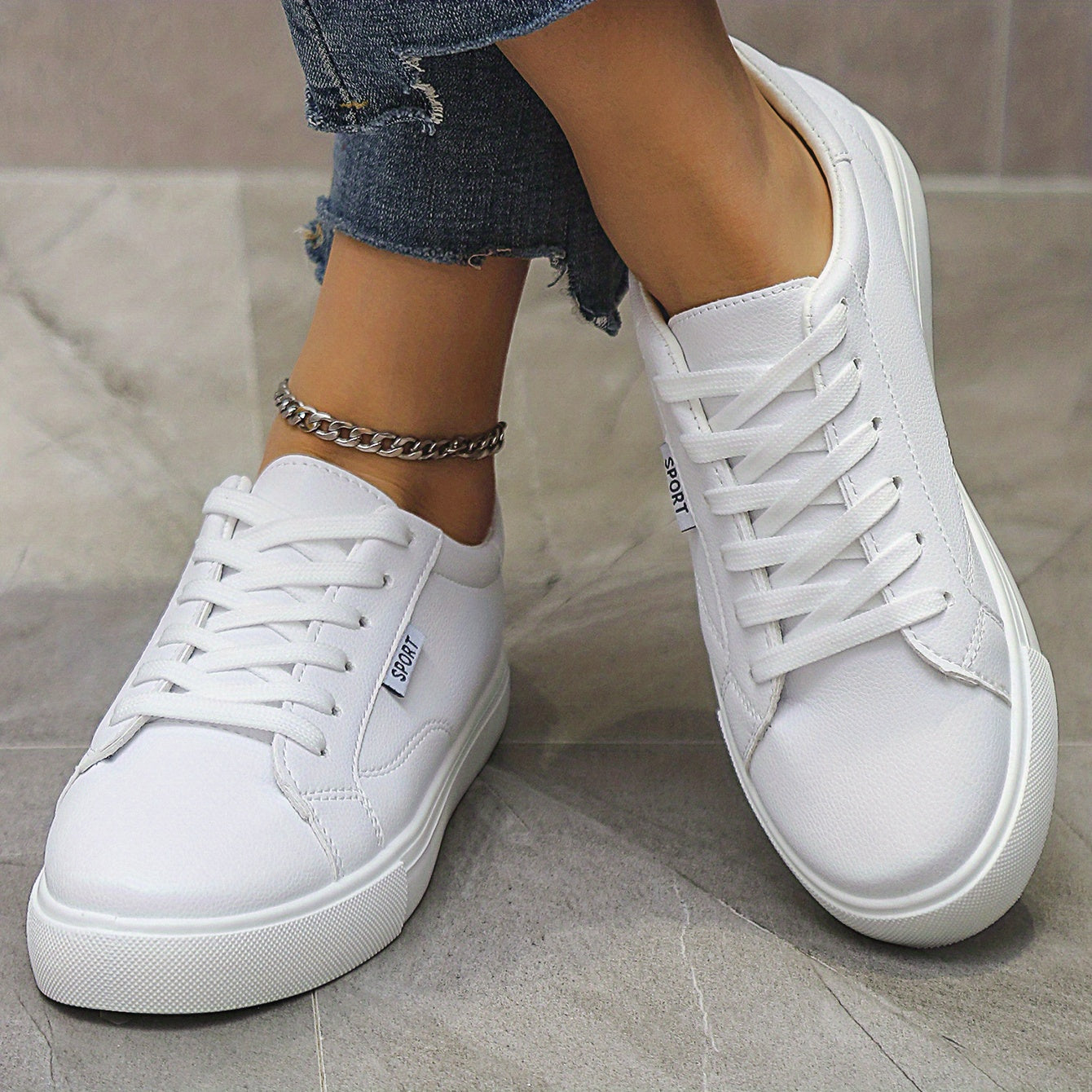 Women's Solid Skate Shoes Casual Lace Up Low Top Lightweight Faux Leather Shoes
